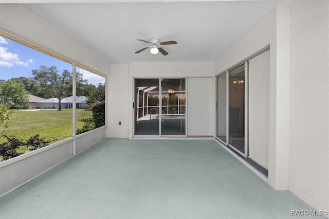2739 N Brentwood Cir, Lecanto, FL 34461 - unfurnished sunroom featuring a ceiling fan