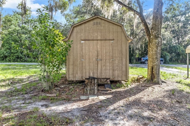 view of outdoor structure