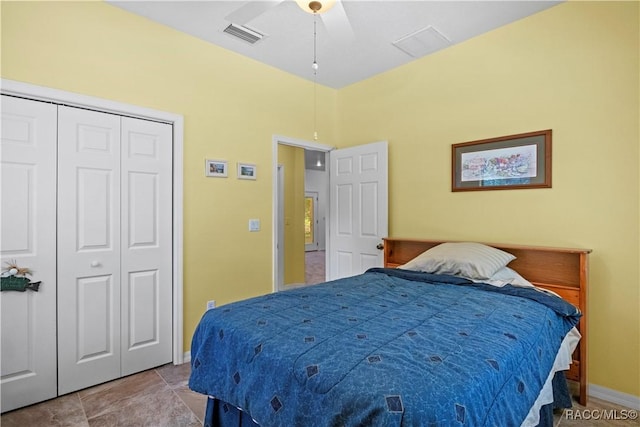 7634 N Hargrove Pt, Crystal River, FL 34428 - bedroom featuring a ceiling fan and a closet