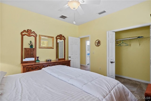 7634 N Hargrove Pt, Crystal River, FL 34428 - bedroom featuring ceiling fan and a closet
