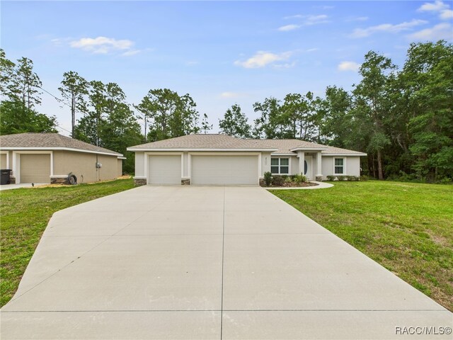 178 W Navarro Pl, Citrus Springs, FL 34434 - ranch-style house with a front lawn and stucco siding