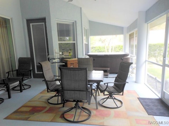 141 W Forest Oak Pl, Beverly Hills, FL 34465 - sunroom / solarium with lofted ceiling and a jacuzzi