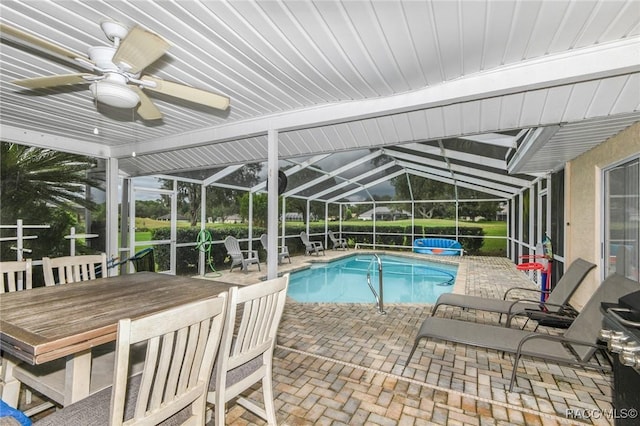 640 E Hartford St, Hernando, FL 34442 - swimming pool with a patio area, ceiling fan, and a lanai
