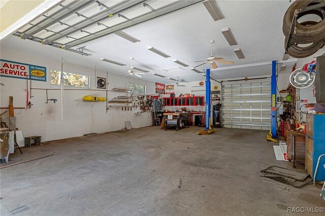 garage with ceiling fan