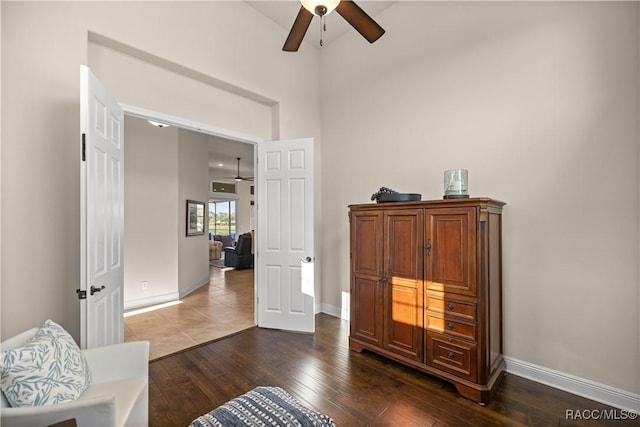 living area featuring dark hardwood / wood-style flooring