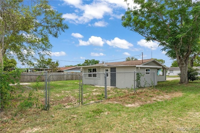 1 Taft St, Beverly Hills, FL 34465 - back of property featuring a gate