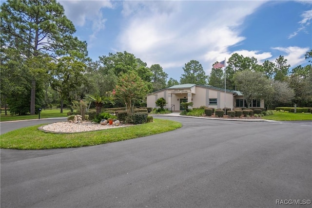 2324 W Aleuts Dr, Beverly Hills, FL 34465