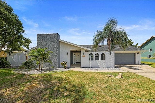 11930 W Bayshore Dr, Crystal River, FL 34429 - photo 1