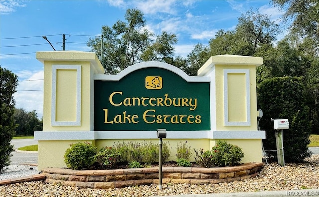 3499 N Canterbury Lake Dr, Hernando, FL 34442