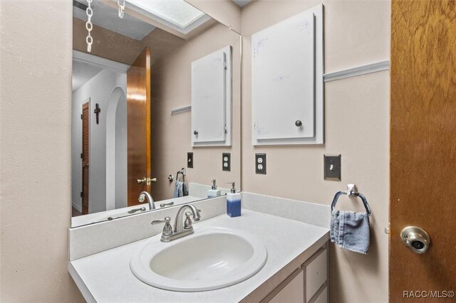 1420 E Silver Thorn Loop, Hernando, FL 34442 - bathroom featuring vanity