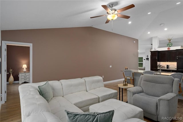 18062 Macek Rd, Weeki Wachee, FL 34614 - photo 22