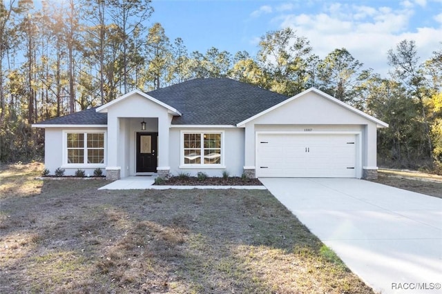 view of front facade with a garage