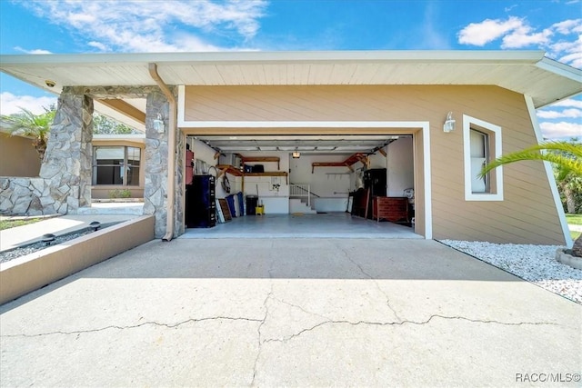 10741 W Pine Bark Ln, Crystal River, FL 34429 - garage featuring driveway