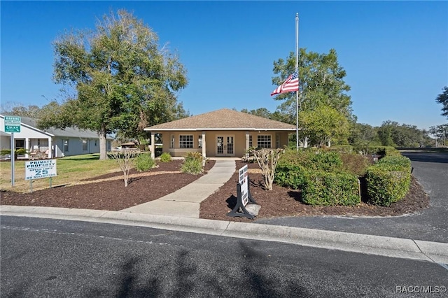 view of front of house