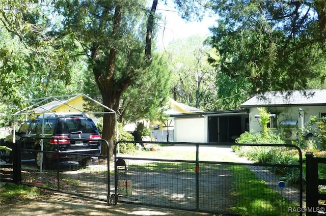 8896 W White Dogwood Dr, Homosassa, FL 34448 - exterior space featuring a gate and fence