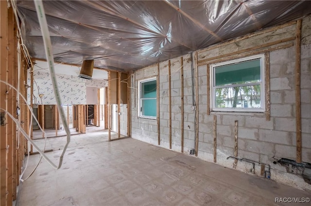 505 Capri Blvd, Treasure Island, FL 33706 - photo 7