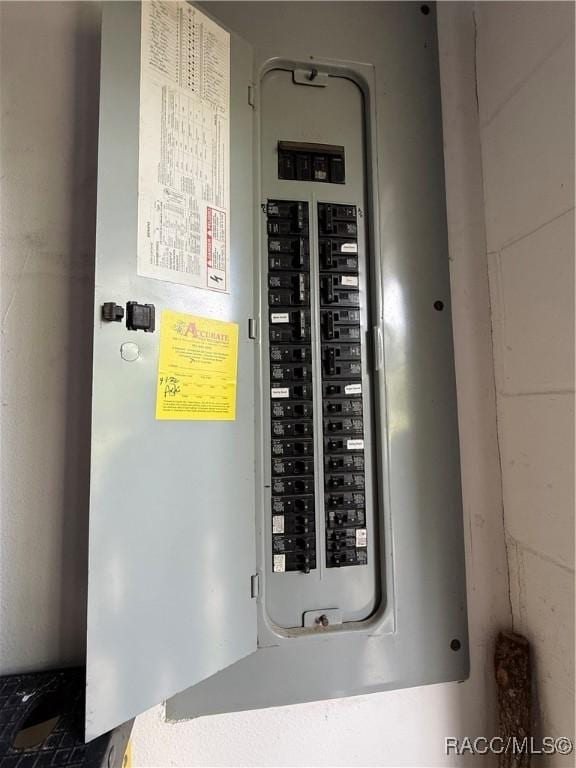 11271 SE 136th Ter, Dunnellon, FL 34431 - utility room with electric panel
