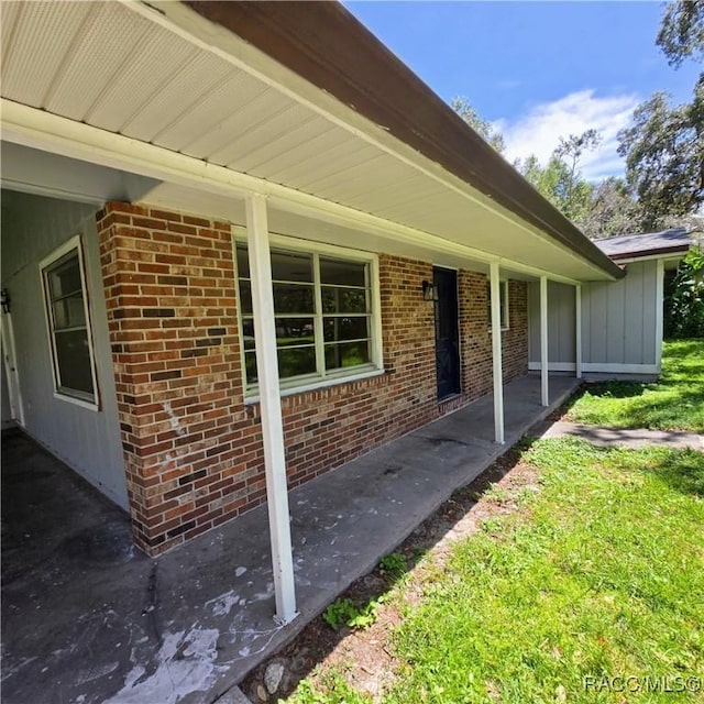 9227 N Fawn Way, Citrus Springs, FL 34434 - view of porch