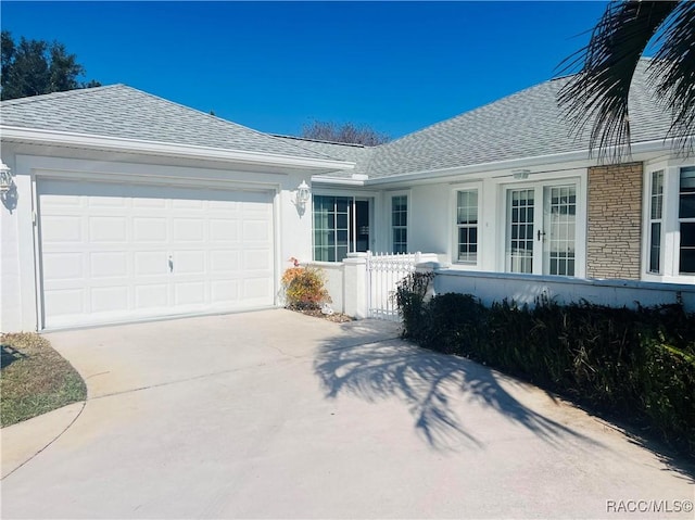 view of front facade with a garage