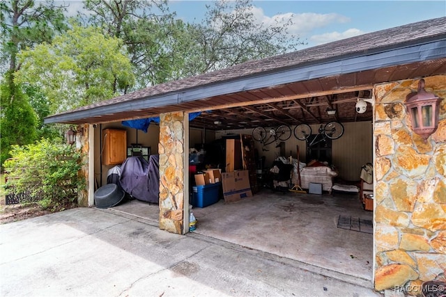 4200 W Breckenridge Ct, Beverly Hills, FL 34465 - view of garage