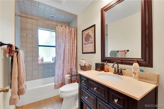 4200 W Breckenridge Ct, Beverly Hills, FL 34465 - bathroom with vanity and shower / bath combination with curtain