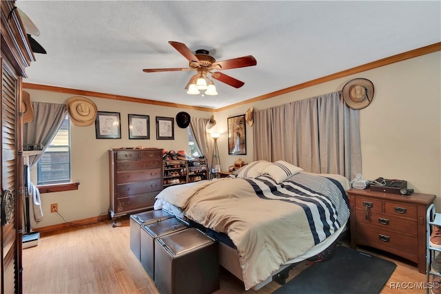 4200 W Breckenridge Ct, Beverly Hills, FL 34465 - bedroom with light wood-style floors, crown molding, and a ceiling fan