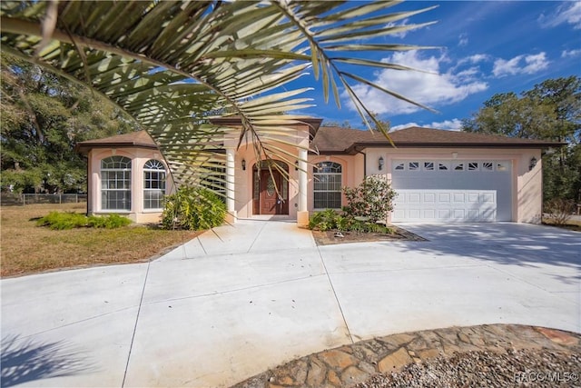 view of front of house featuring a garage