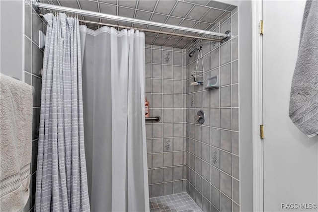 9844 SW 198th Cir, Dunnellon, FL 34432 - bathroom with a stall shower