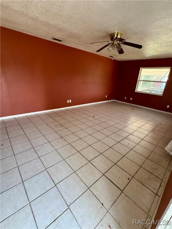 4900 W Trinity Pl, Lecanto, FL 34461 - photo 2