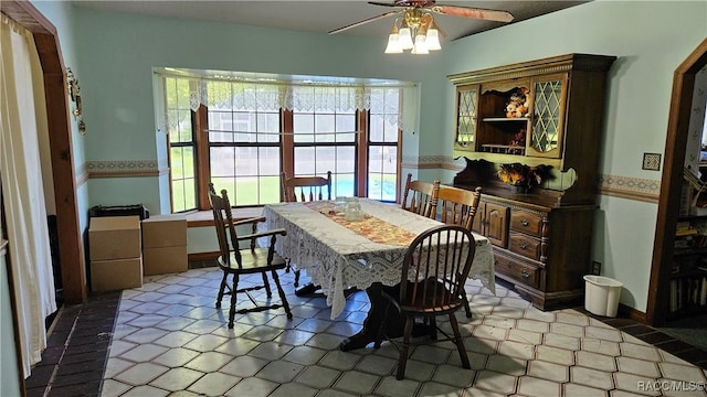 dining area with ceiling fan