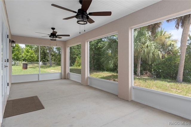 4306 E Gloria Dr, Hernando, FL 34442 - unfurnished sunroom with a ceiling fan
