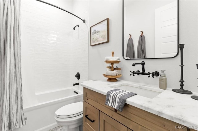 full bathroom featuring toilet, vanity, and shower / bath combo