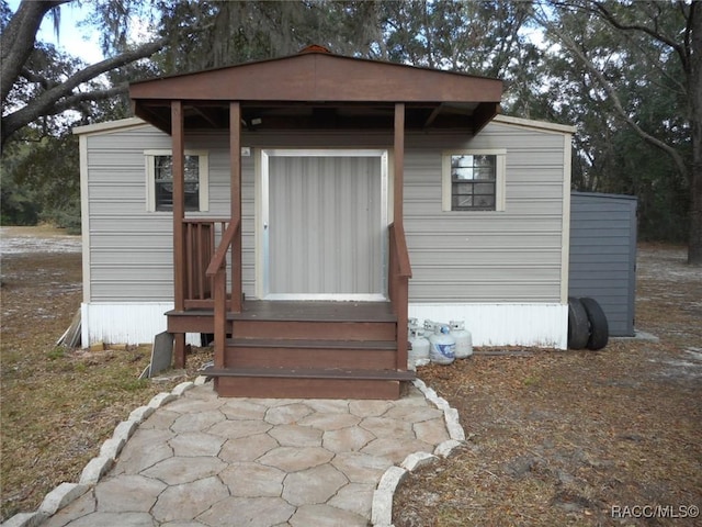 view of front of house