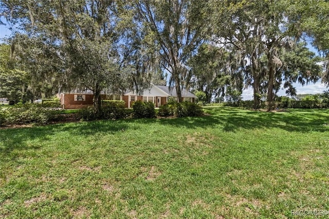 839 N Foxrun Ter, Inverness, FL 34453 - view of grassy yard
