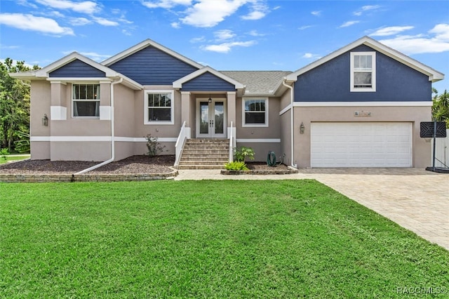 view of front of house featuring a front lawn