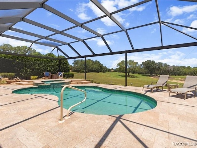 2622 N Carnoustie Loop, Lecanto, FL 34461 - view of pool with a patio, a lawn, a pool with connected hot tub, and glass enclosure
