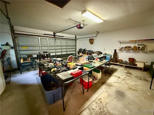 2750 W Mustang Blvd, Beverly Hills, FL 34465 - garage featuring a garage door opener