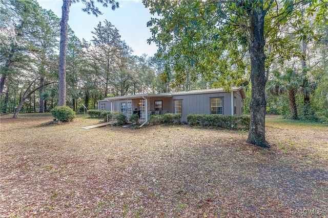 view of front of house featuring covered porch