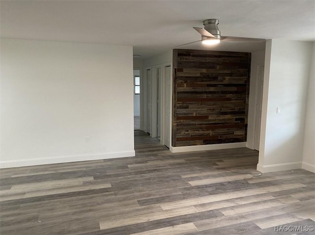 45 S Davis St, Beverly Hills, FL 34465 - unfurnished room featuring wood finished floors and baseboards