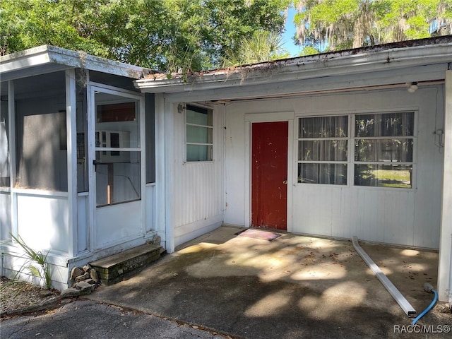120 NW Magnolia Cir, Crystal River, FL 34428 - property entrance
