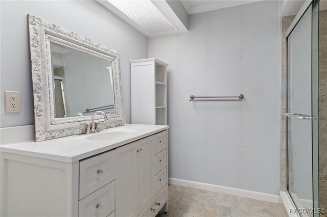 spare room with crown molding, hardwood / wood-style floors, and ceiling fan