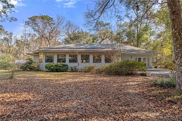 view of front of house