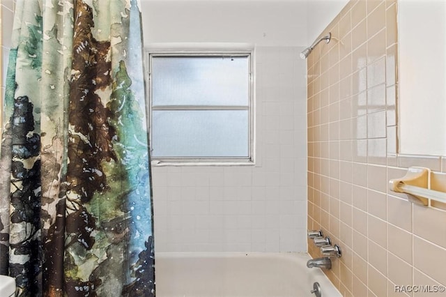 33 New York Blvd, Beverly Hills, FL 34465 - full bathroom with shower / tub combo with curtain