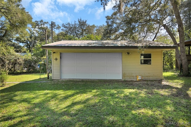 view of detached garage