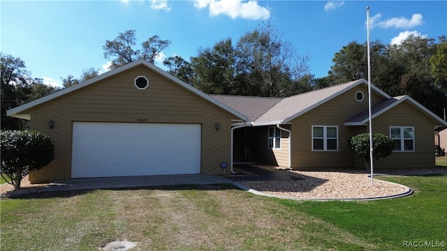 single story home with a front yard