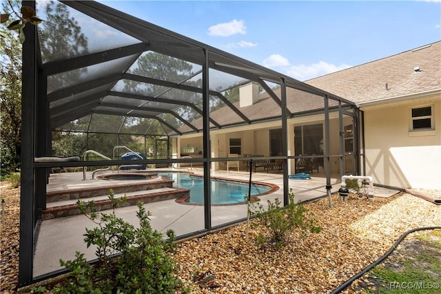 5799 N Oakmont Dr, Beverly Hills, FL 34465 - outdoor pool featuring a patio, an in-ground hot tub, and a lanai