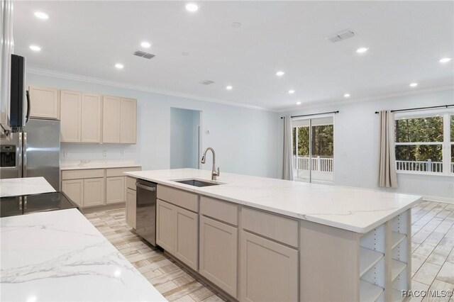 dining space featuring light hardwood / wood-style flooring and crown molding