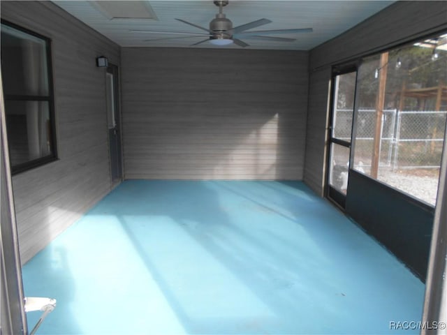 Listing photo 2 for 1135 N Fan Palm Pt, Crystal River FL 34429