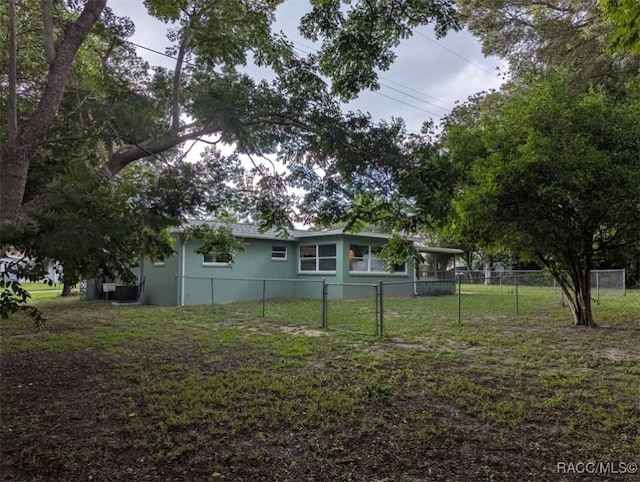 11 N Jefferson St, Beverly Hills, FL 34465 - view of yard