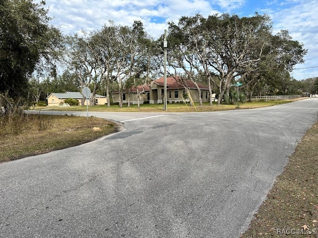 Listing photo 3 for 56 N Fresno Ave, Hernando FL 34442